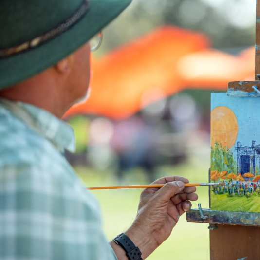 Featured LPAPA Artist Hans Quinonez at his Easel